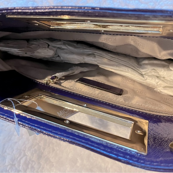 NWT Michael Kors Purple Berkley Clutch - Picture 3 of 13